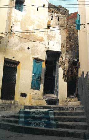 Airing Out/Fez, Morocco/All image sizes